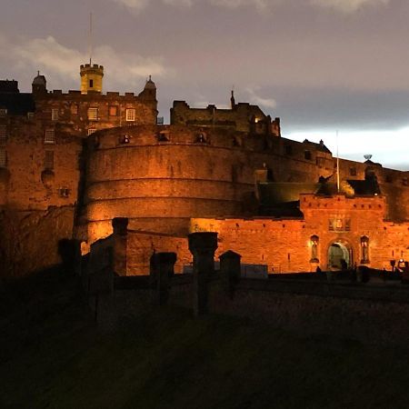 The Castle Esplanade Residence Edimburgo Exterior foto